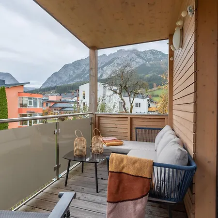 Highland Moments - By Mynests Apartman