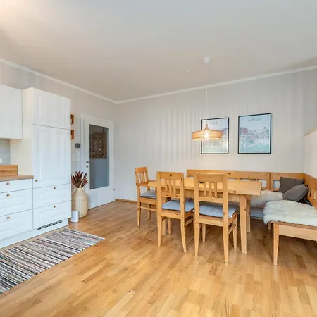 Highland Moments - By Mynests Grobming