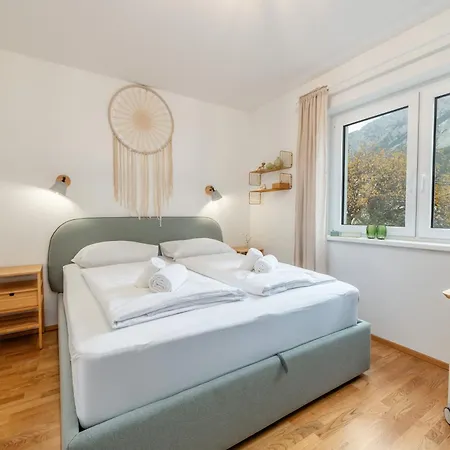 Highland Moments - By Mynests