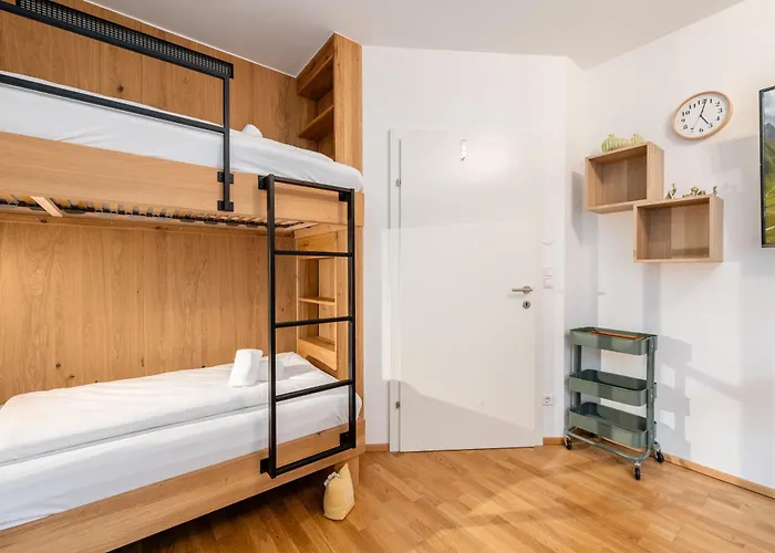 Highland Moments - By Mynests Grobming